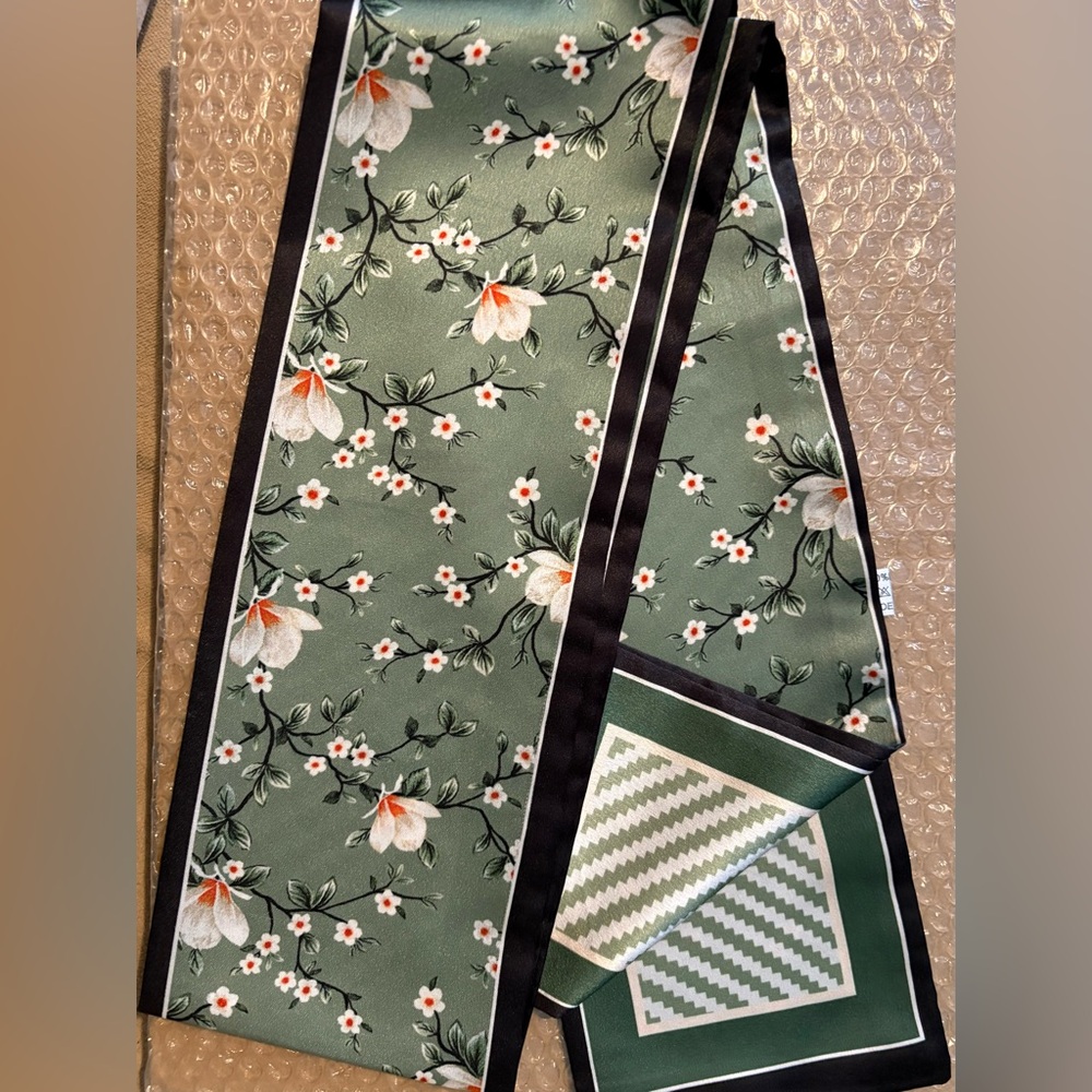Floral Green Accent Scarf with Two Different Sides